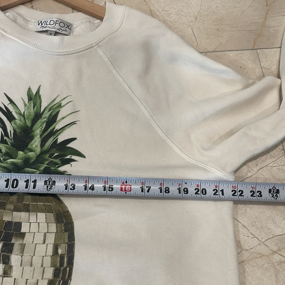 WILDFOX Party Pineapple Disco Ball Sommers Sweater Alabaster - Picture 7 of 8